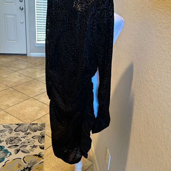 Likely XS/S Long Sleeve Ruched Bodycon Mini Dress Black Velvet Cheetah Burnout - Picture 3 of 12